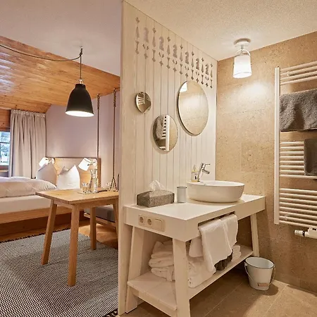 Roessle Hotel 4*