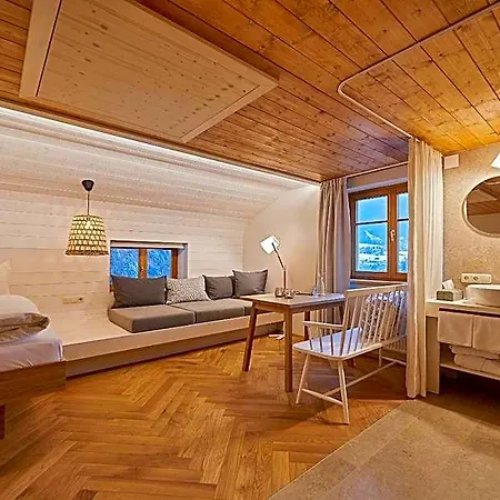 Roessle Otel